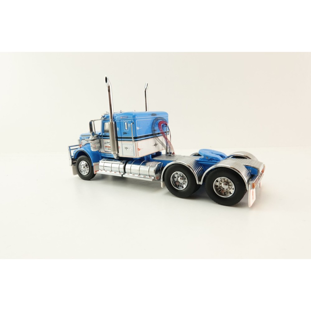 Iconic Replicas - Australian Kenworth W900 6x4 Low Bunk Truck JJ LEECH & SONS - Scale 1:50