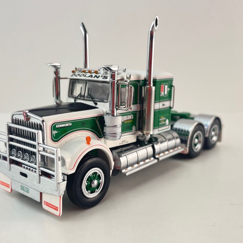 Iconic Replicas - Kenworth W900 6x4 Prime Mover Low Line Spider Doolans Heavy Haulage - Scale 1:50 
