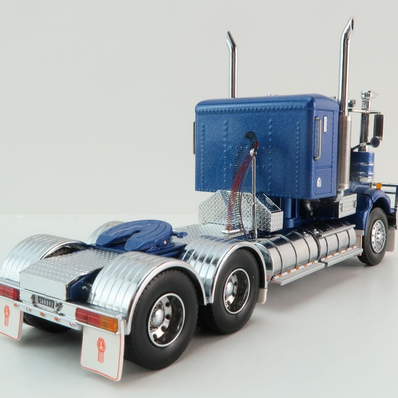 Iconic Replicas - Kenworth W900 6x4 SAR Lowline Bunk Truck Blue Metallic - Scale 1:50