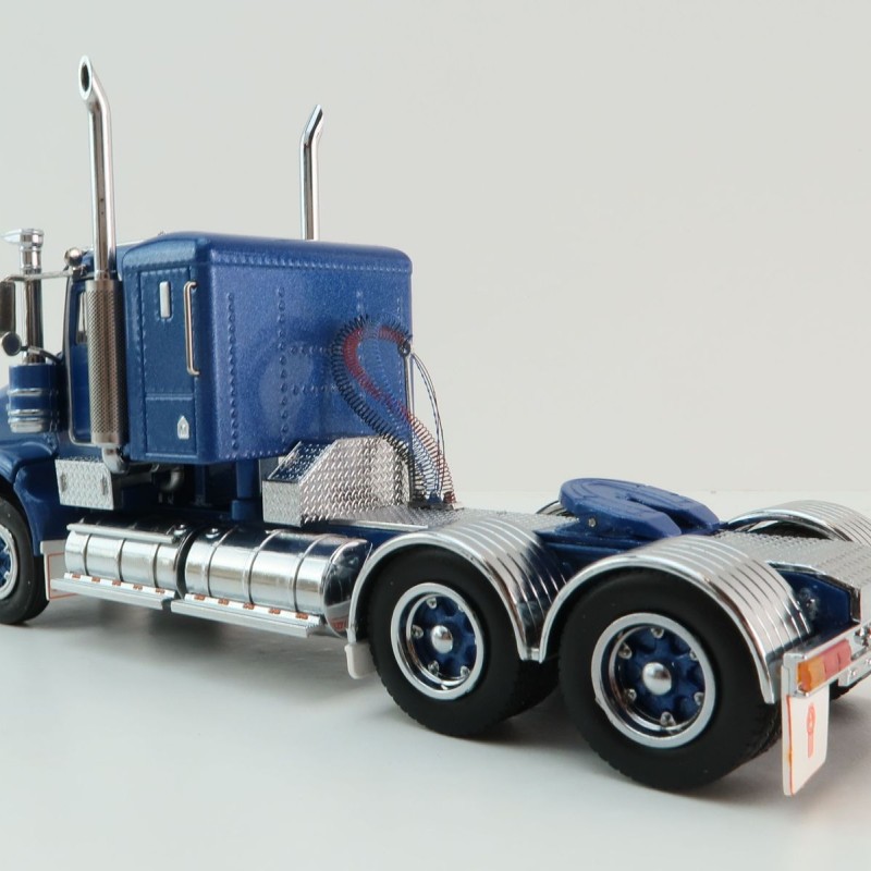 Iconic Replicas - Kenworth W900 6x4 SAR Lowline Bunk Truck Blue Metallic Spider Wheels - Scale 1:50