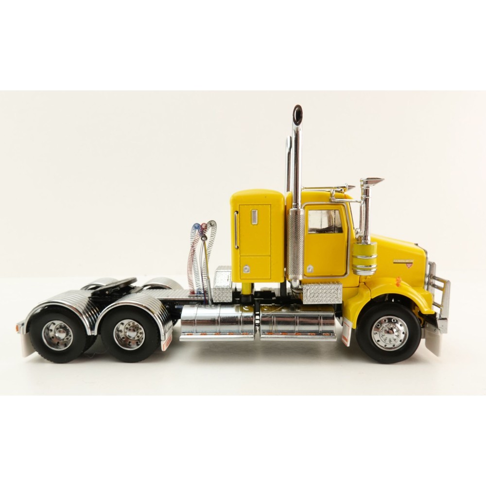 Iconic Replicas - Kenworth W900 6x4 SAR Lowline Bunk Truck Yellow - Scale 1:50