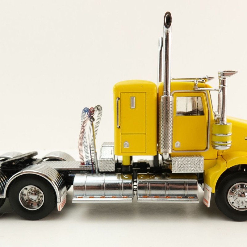 Iconic Replicas - Kenworth W900 6x4 SAR Lowline Bunk Truck Yellow - Scale 1:50