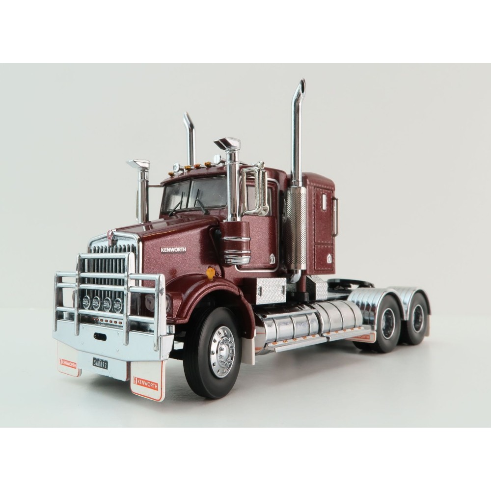 Iconic Replicas - Kenworth W900 SAR 6x4 Lowline Bunk Truck Vintage Burgundy  - Scale 1:50