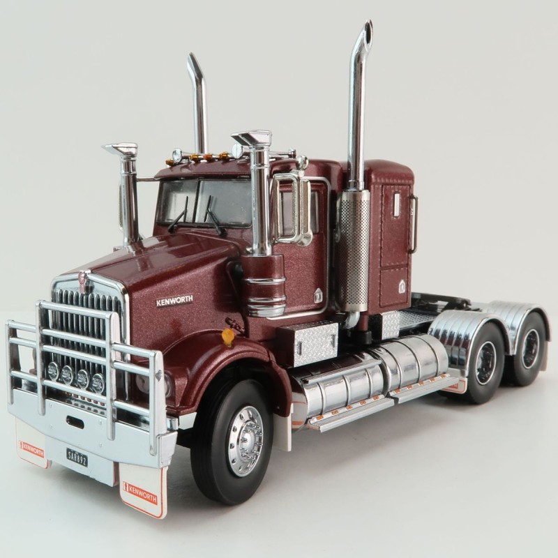 Iconic Replicas - Kenworth W900 SAR 6x4 Lowline Bunk Truck Vintage Burgundy  - Scale 1:50