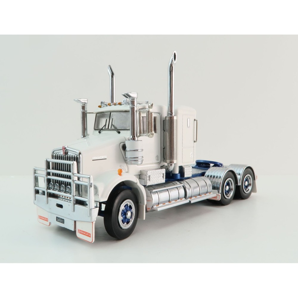 Iconic Replicas - Kenworth W900 SAR 6x4 Lowline Bunk Truck White Blue Spider - Scale 1:50