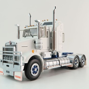 Iconic Replicas - Kenworth W900 SAR Aerodyne 6x4 Truck White Blue Spider Wheels - Scale 1:50