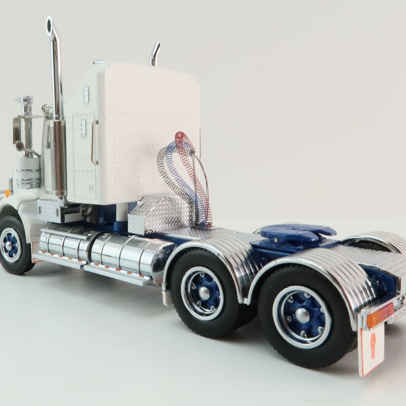 Iconic Replicas - Kenworth W900 SAR Aerodyne 6x4 Truck White Blue Spider Wheels - Scale 1:50