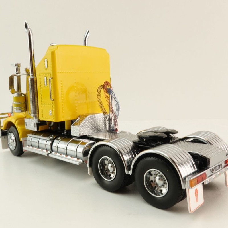 Iconic Replicas - Kenworth W900 SAR Aerodyne 6x4 Truck Yellow - Scale 1:50