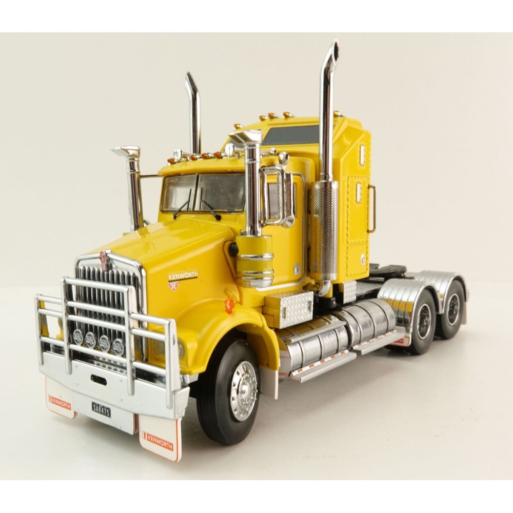 Iconic Replicas - Kenworth W900 SAR Aerodyne 6x4 Truck Yellow - Scale 1:50