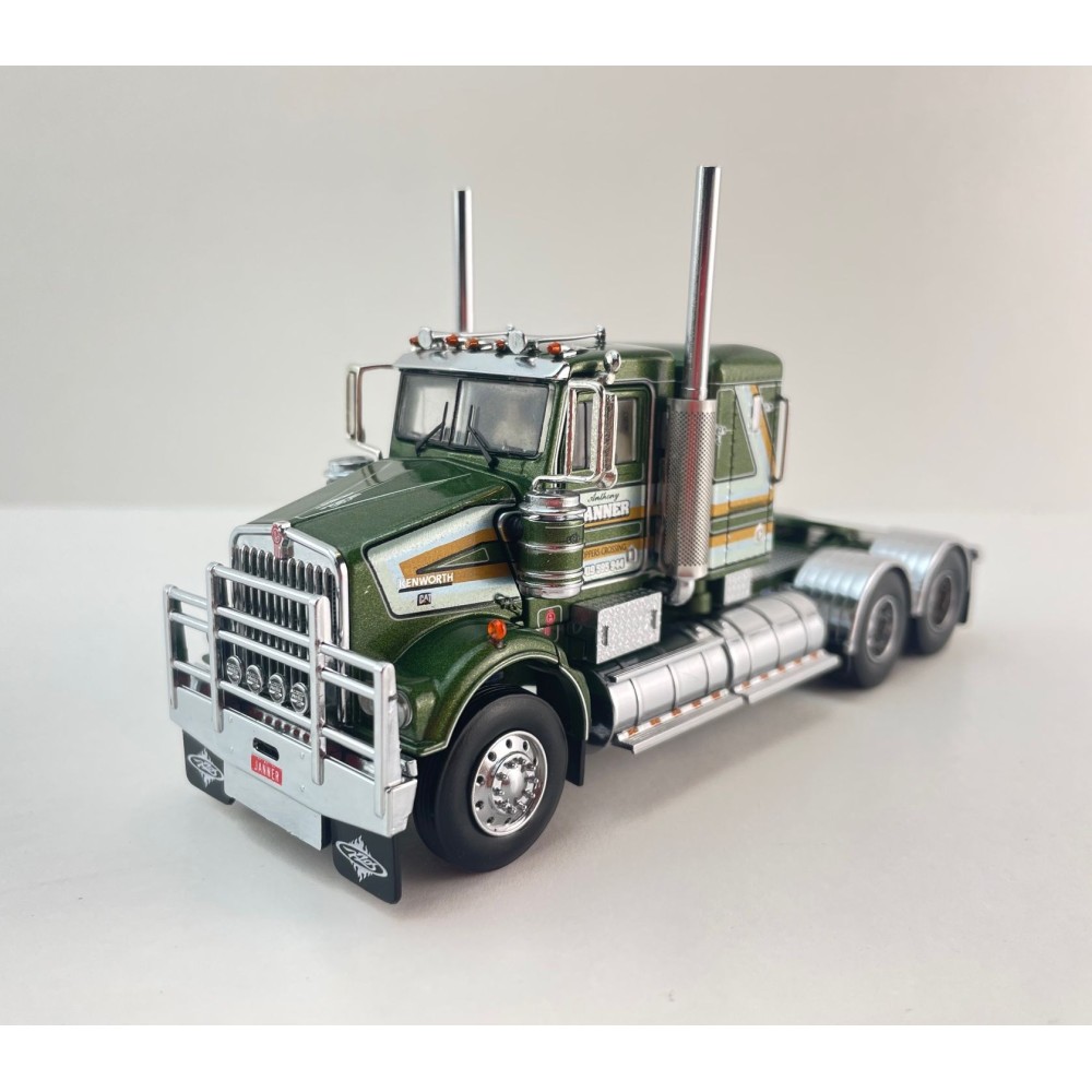 Iconic Replicas - Kenworth W900 SAR Low Bunk 6x4 Prime Mover Anthony Janner Transport - Scale 1:50