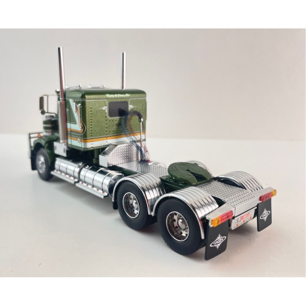 Iconic Replicas - Kenworth W900 SAR Low Bunk 6x4 Prime Mover Anthony Janner Transport - Scale 1:50