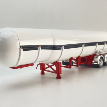 CNJ Collectibles - Sloanbuilt LPG Gas Tanker 3 axle Trailer Red White - Scale 1:50