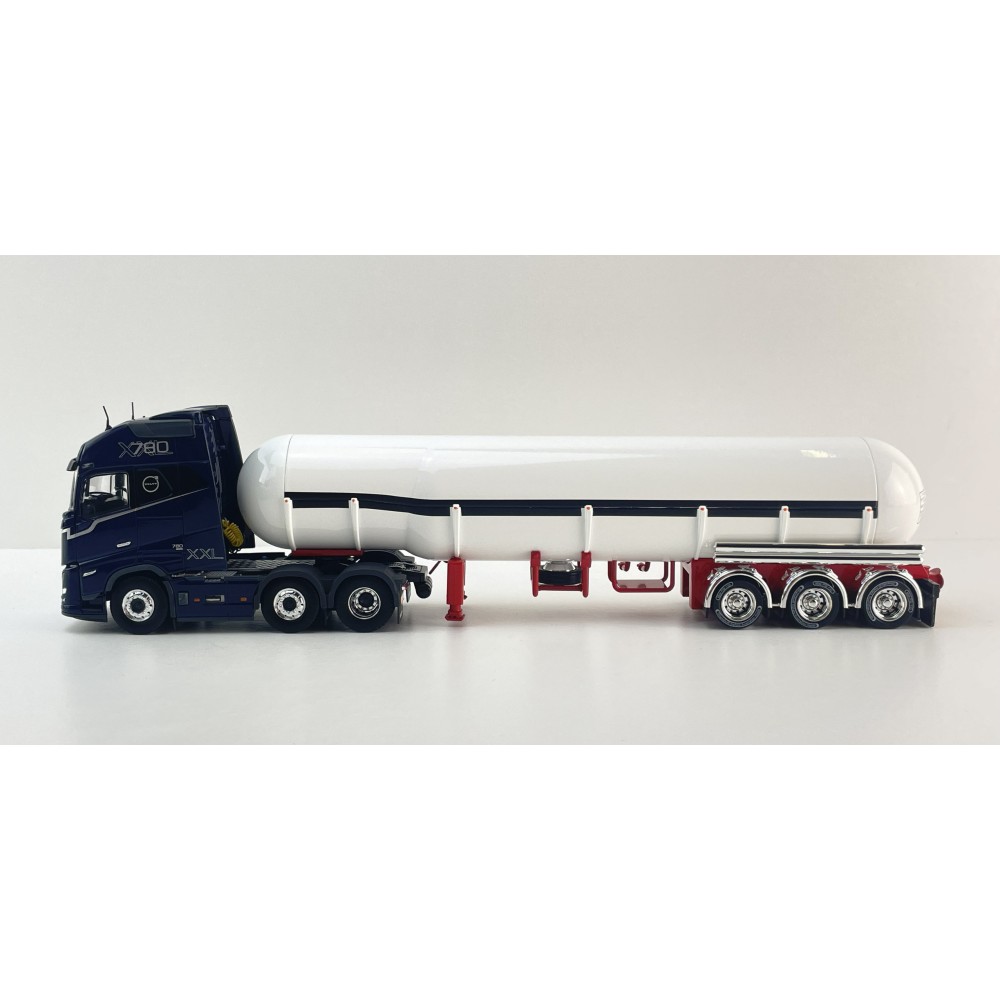 CNJ Collectibles - Sloanbuilt LPG Gas Tanker 3 axle Trailer Red White - Scale 1:50