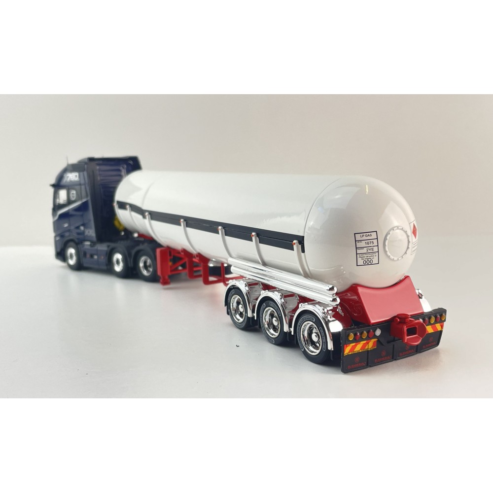 CNJ Collectibles - Sloanbuilt LPG Gas Tanker 3 axle Trailer Red White - Scale 1:50