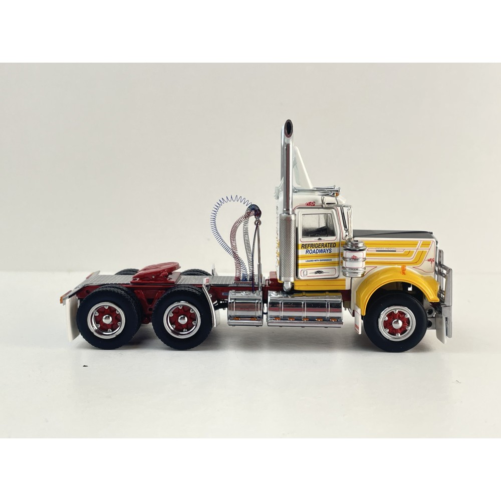 Iconic Replicas - Australian Kenworth W900 6x4 Day Cab Truck Refriderated Roadways - Scale 1:50