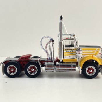 Iconic Replicas - Australian Kenworth W900 6x4 Day Cab Truck Refriderated Roadways - Scale 1:50