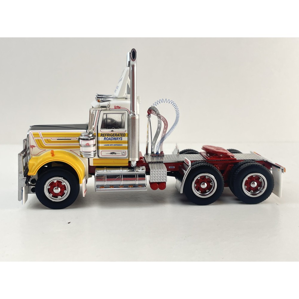 Iconic Replicas - Australian Kenworth W900 6x4 Day Cab Truck Refriderated Roadways - Scale 1:50