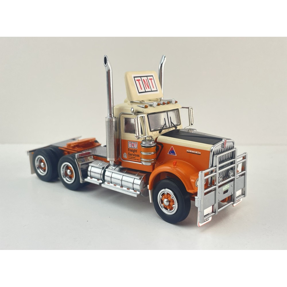 Iconic Replicas - Australian Kenworth W900 6x4 Day Cab Truck TNT Transport - Scale 1:50