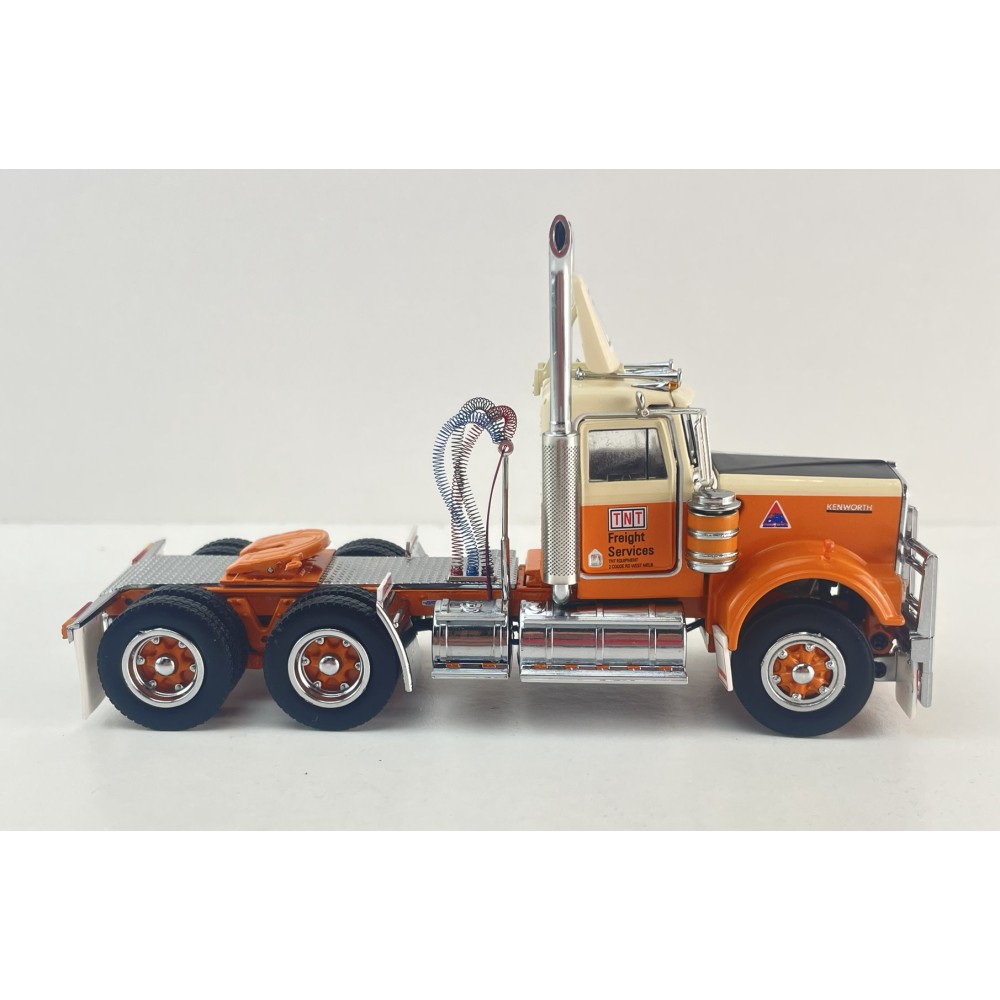 Iconic Replicas - Australian Kenworth W900 6x4 Day Cab Truck TNT Transport - Scale 1:50