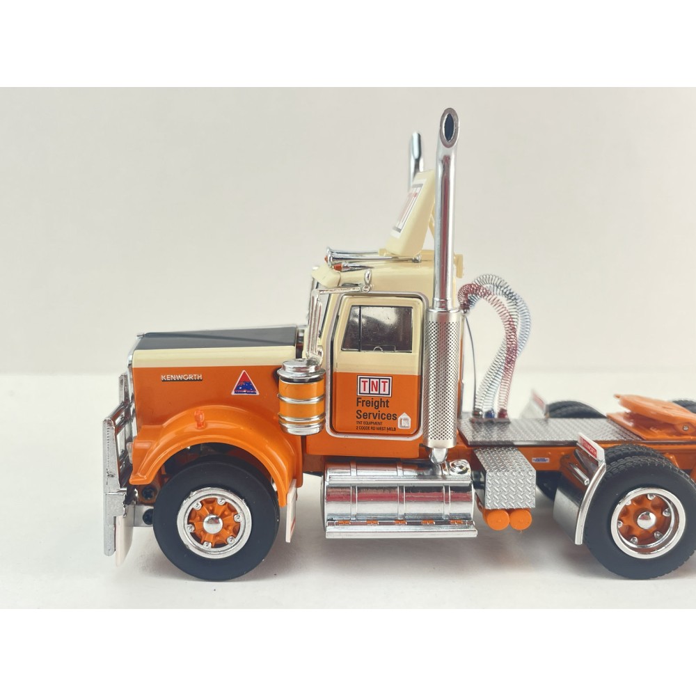 Iconic Replicas - Australian Kenworth W900 6x4 Day Cab Truck TNT Transport - Scale 1:50