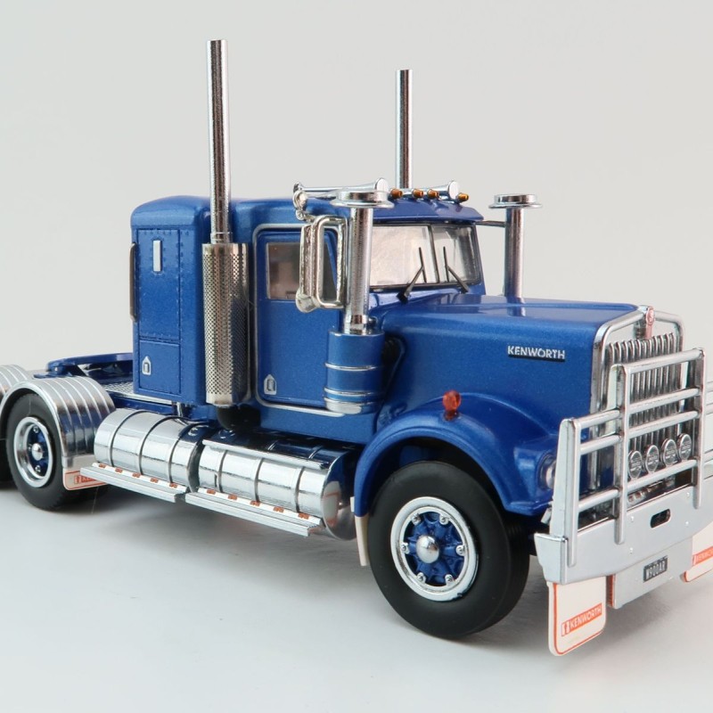 Iconic Replicas - Australian Kenworth W900 6x4 Lowline Bunk Truck Blue Metallic Spider - Scale 1:50