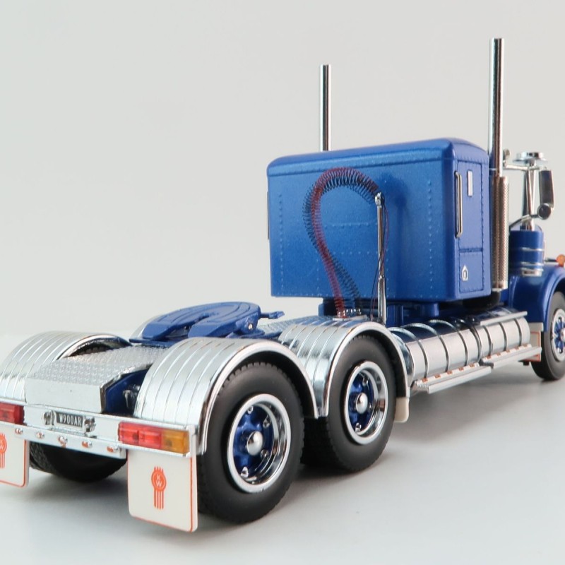 Iconic Replicas - Australian Kenworth W900 6x4 Lowline Bunk Truck Blue Metallic Spider - Scale 1:50