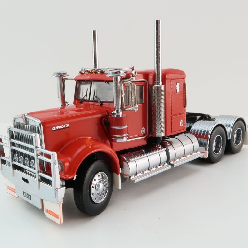 Iconic Replicas - Australian Kenworth W900 6x4 Lowline Bunk Truck Red Black - Scale 1:50