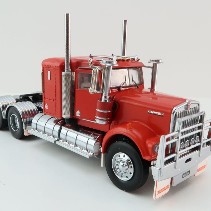 Iconic Replicas - Australian Kenworth W900 6x4 Lowline Bunk Truck Red Black - Scale 1:50