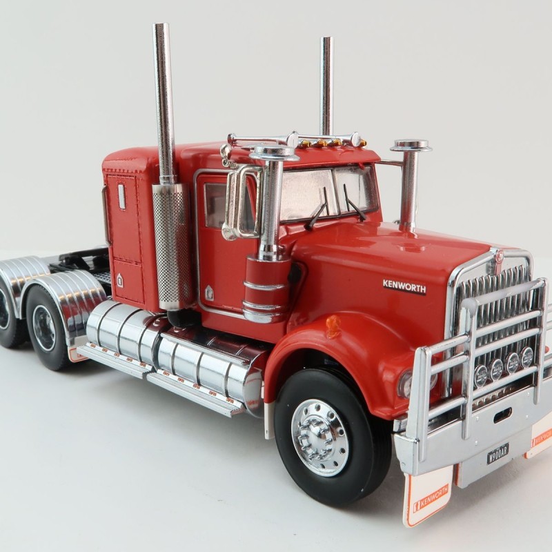 Iconic Replicas - Australian Kenworth W900 6x4 Lowline Bunk Truck Red Black - Scale 1:50