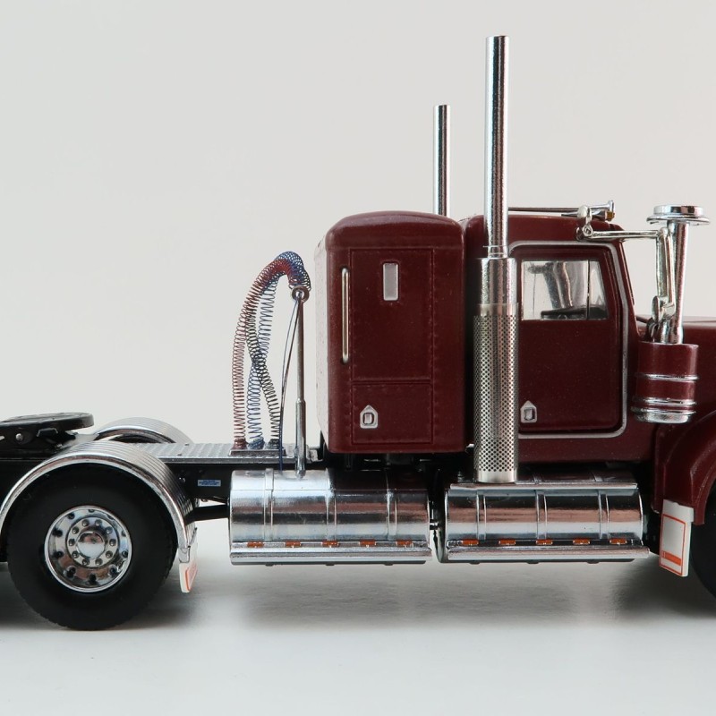 Iconic Replicas - Australian Kenworth W900 6x4 Lowline Bunk Truck Vintage Burgundy  - Scale 1:50