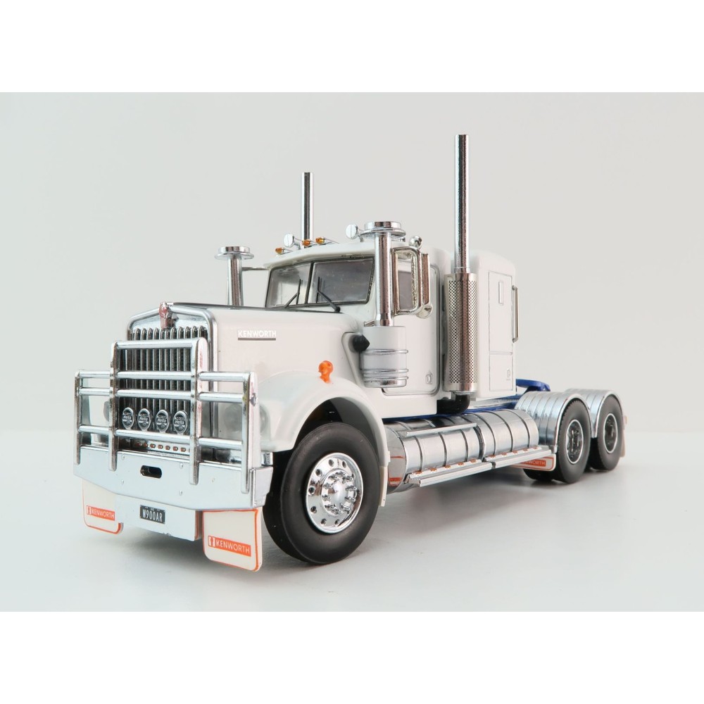 Iconic Replicas - Australian Kenworth W900 6x4 Lowline Bunk Truck White Blue - Scale 1:50