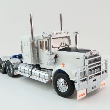 Iconic Replicas - Australian Kenworth W900 6x4 Lowline Bunk Truck White Blue - Scale 1:50
