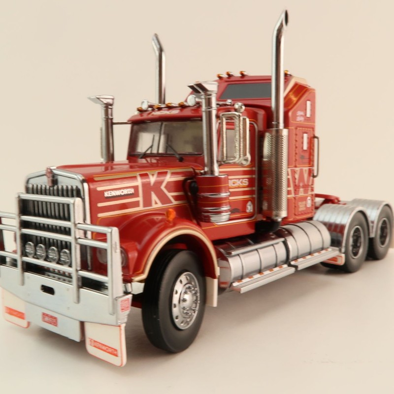 Iconic Replicas - Australian Kenworth W900 6x4 Prime Mover Truck Hicks - Scale 1:50
