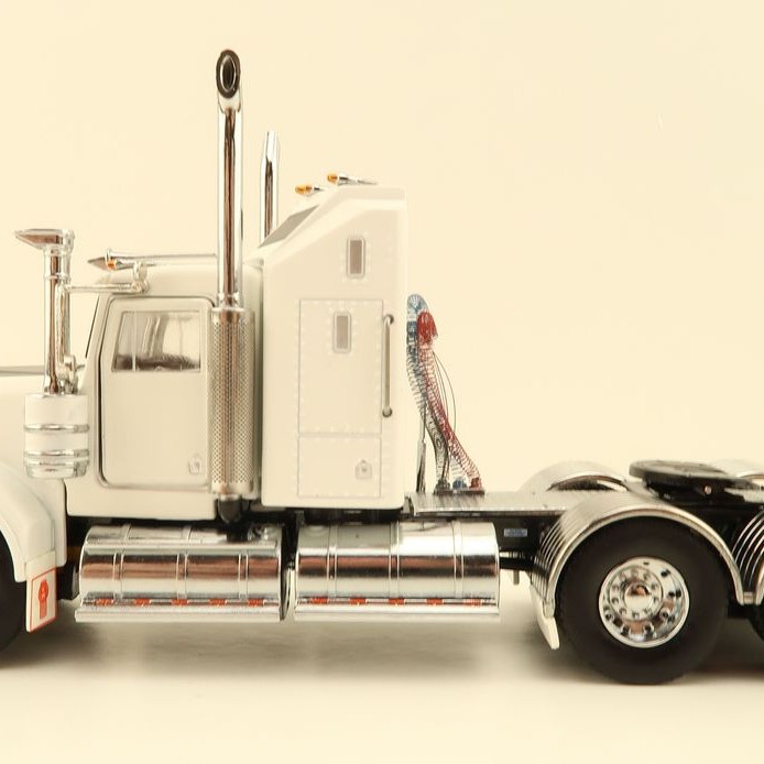 Iconic Replicas - Australian Kenworth W900 6x4 Prime Mover Truck White Black - Scale 1:50