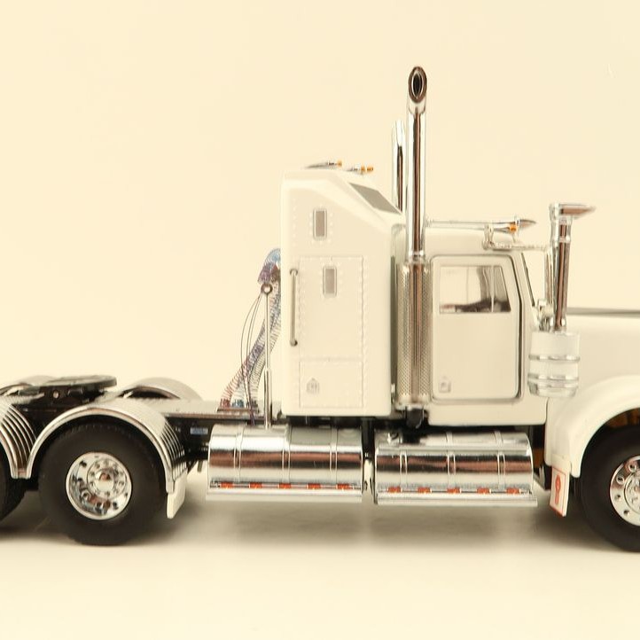 Iconic Replicas - Australian Kenworth W900 6x4 Prime Mover Truck White Black - Scale 1:50