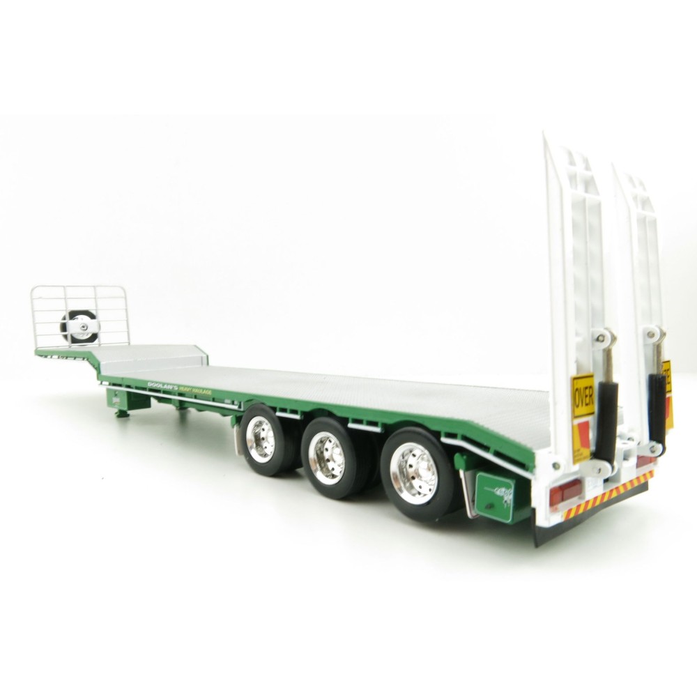 Iconic Replicas - Custom Transport Equipment CTE 45' Extendable Drop Deck Trailer with 3axle Dolly Doolans - Scale 1:50