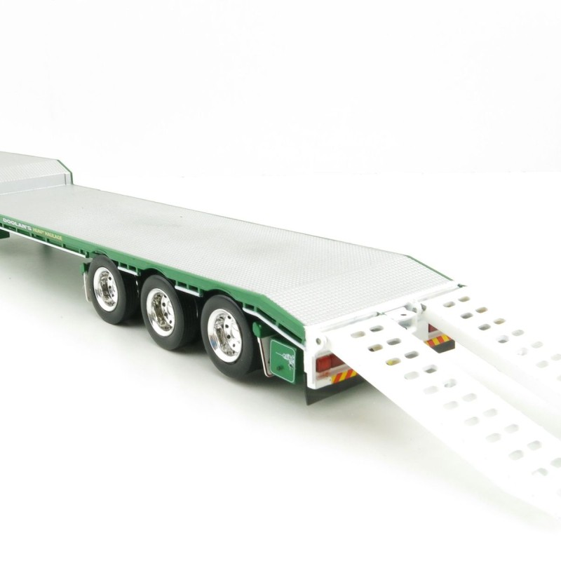 Iconic Replicas - Custom Transport Equipment CTE 45' Extendable Drop Deck Trailer with 3axle Dolly Doolans - Scale 1:50