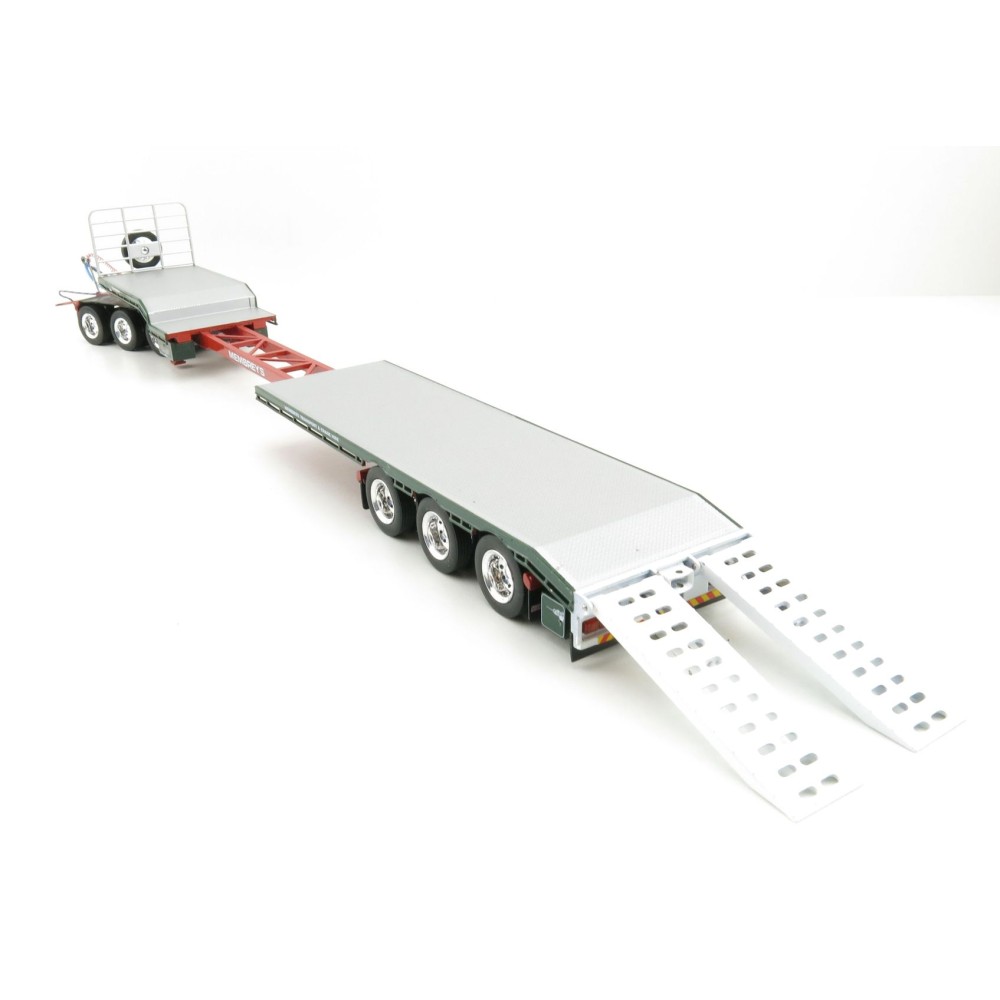Iconic Replicas - Custom Transport Equipment CTE 45' Extendable Drop Deck Trailer with 3axle Dolly Membreys - Scale 1:50