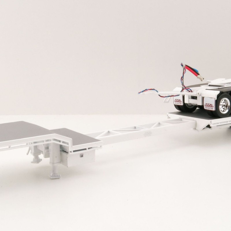 Iconic Replicas - Custom Transport Equipment CTE 45' Extendable Drop Deck Trailer with 3axle Dolly White - Scale 1:50