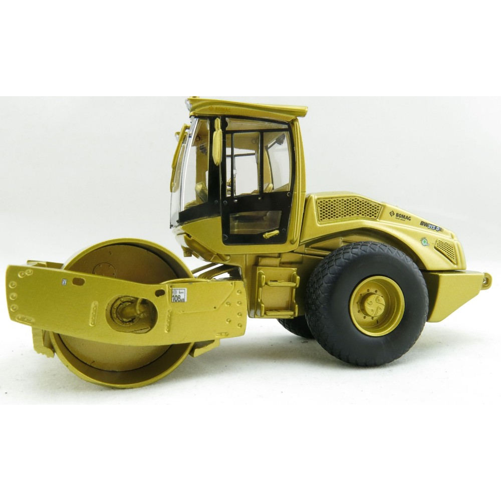 Kaster Scale Models K213 GOLD Bomag BW 213 D-5 SINGLE DRUM ROLLER Limited Gold Edition Scale 1:50