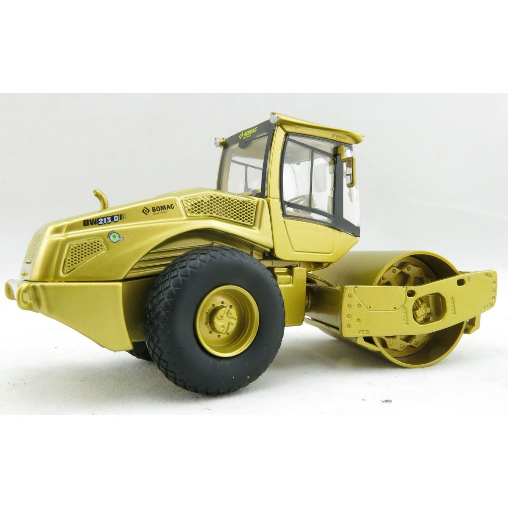 Kaster Scale Models K213 GOLD Bomag BW 213 D-5 SINGLE DRUM ROLLER Limited Gold Edition Scale 1:50