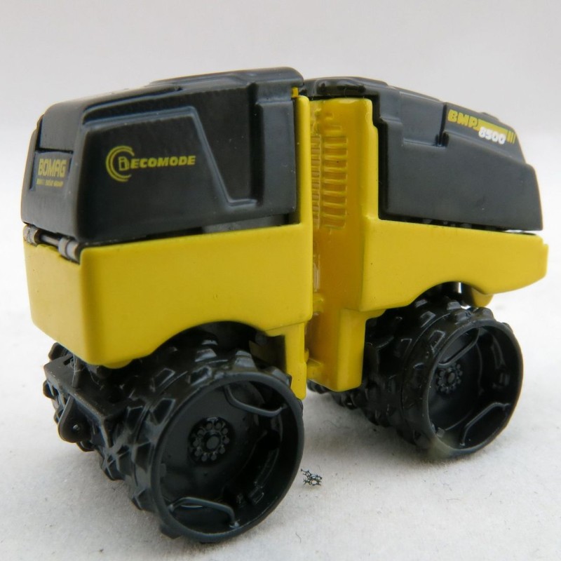 Kaster Scale Models WM 9740 Bomag BMP 8500 TRENCH COMPACTOR Scale 1:50