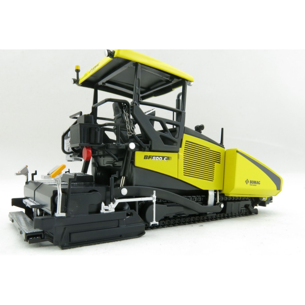 Verticas - WM10183 Bomag BF 800 C Tracked Road Paver Scale 1:50