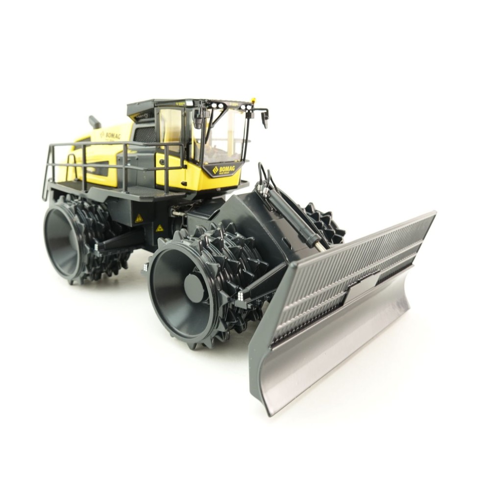Kaster Scale Models WM103339 Bomag BC 1173 RB REFUSE COMPACTOR Loader Scale 1:50