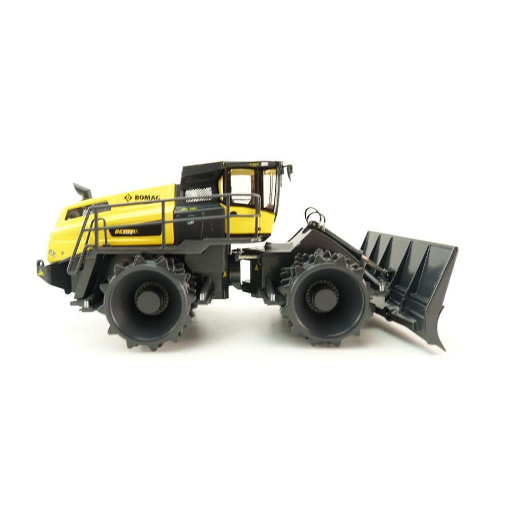 Kaster Scale Models WM103339 Bomag BC 1173 RB REFUSE COMPACTOR Loader Scale 1:50