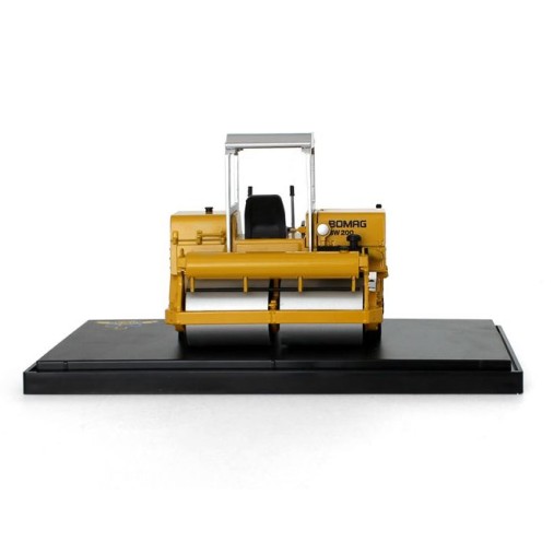 Kaster Scale Models WM9967 Bomag BW 200 Single Drum Roller Special Edition Scale 1:24
