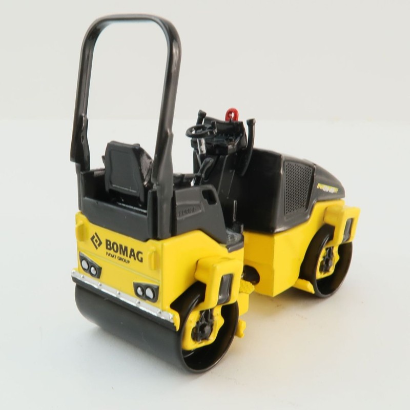 Verticas - WM10182 Bomag BW 120 AD-5 TANDEM ROLLER Scale 1:50