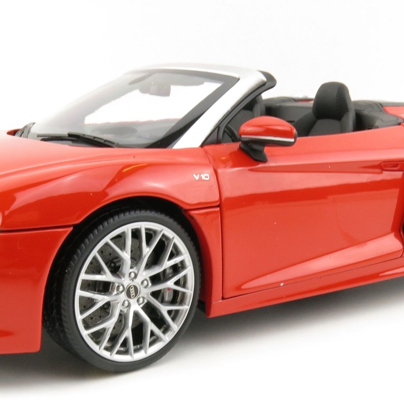 iScale 5011618552 - Audi R8 Spyder V10 Dynamite Red - Scale 1:18