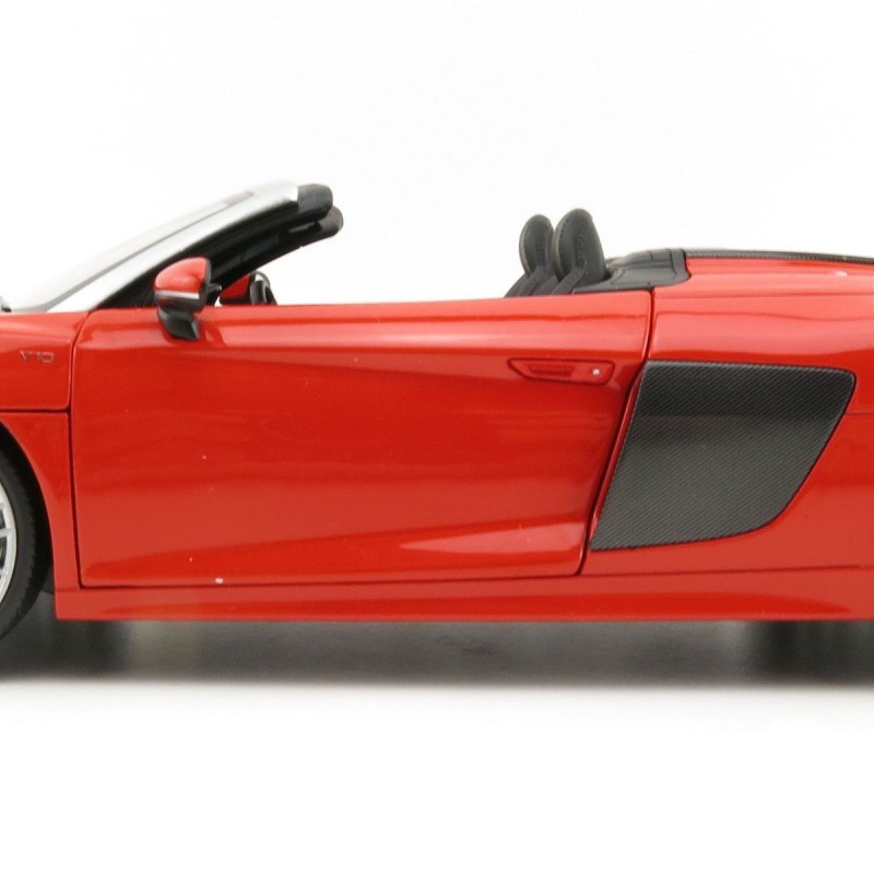 iScale 5011618552 - Audi R8 Spyder V10 Dynamite Red - Scale 1:18