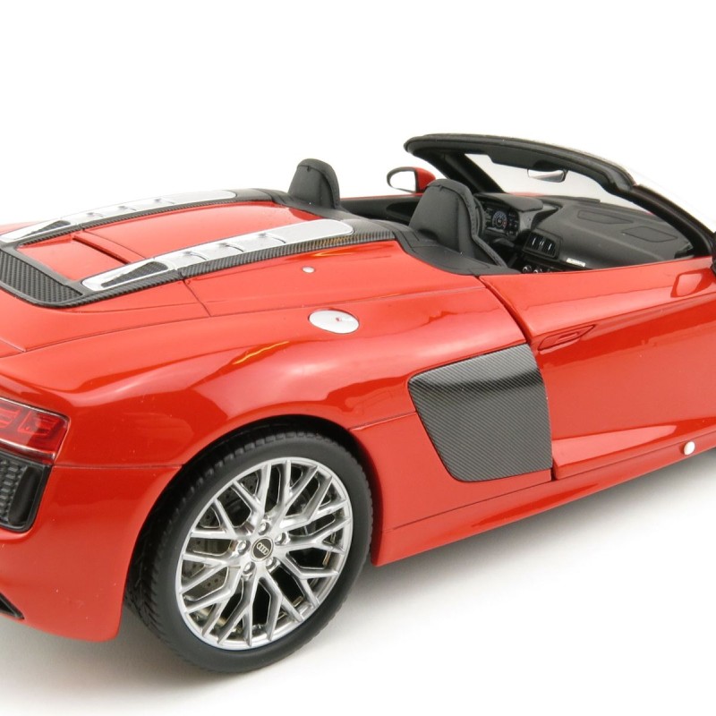iScale 5011618552 - Audi R8 Spyder V10 Dynamite Red - Scale 1:18